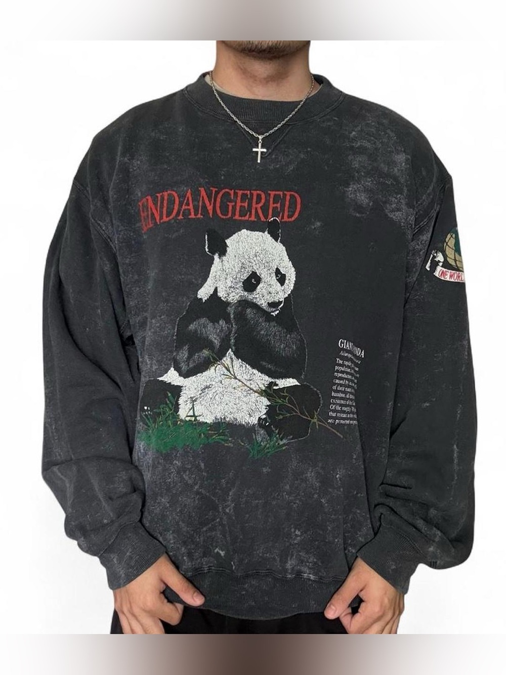 Vintage Galt Sand Sweatshirt Size Large Black GIANT PANDA China Endangered 90s